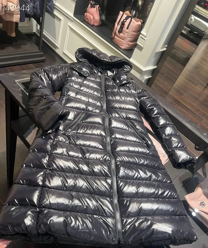 Moncler sz1-5 26yr306  (5)